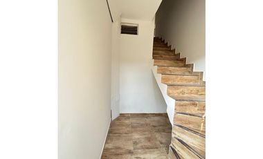 SE ARRIENDA APARTAMENTO SEGUNDO PISO BARRIO BUENOS AIRES TULU VALLE