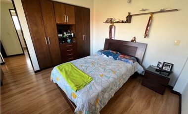 Vendo casa independiente con zona verde privada