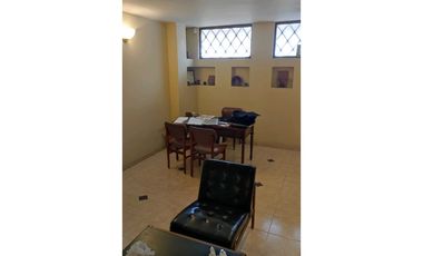 CASA BODEGA - OFICINAS BARRIO SAN FELIPE, BOGOTA