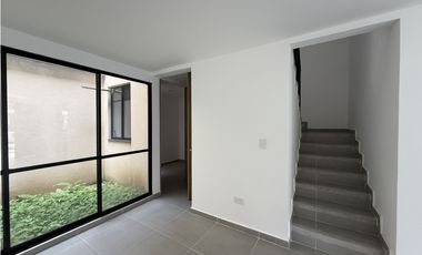 VENTA CASA EN CONJUNTO CERRADO EN LA TEBAIDA QUINDIO