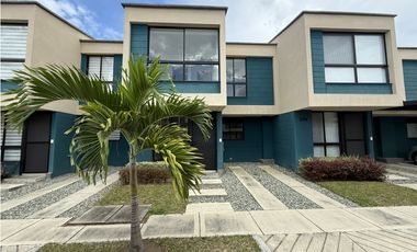 VENTA CASA EN CONJUNTO CERRADO EN LA TEBAIDA QUINDIO