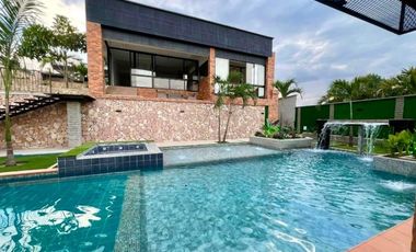 VENTA PERMUTA CASA CAMPESTRE RUITOQUE BAJO COD:1113