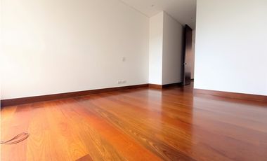 SE ARRIENDA APARTAMENTO EN CHICÓ VIRREY