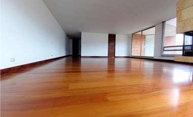 SE ARRIENDA APARTAMENTO EN CHICÓ VIRREY