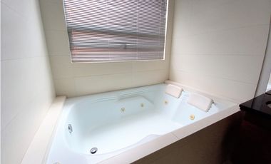 SE ARRIENDA APARTAMENTO EN CHICÓ VIRREY