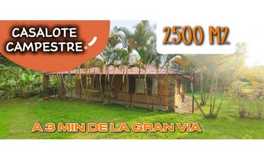 Casalote campestre de 2500 M2 en 799 mill a 3 MIN de La gran vía