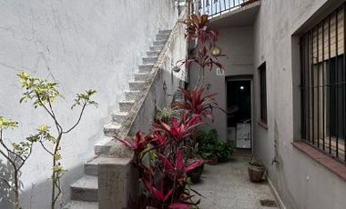 Casa en venta en Quilmes Centro