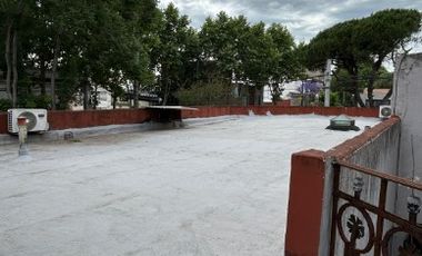 Casa en venta en Quilmes Centro