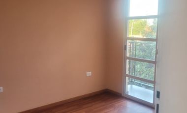 Departamento en alquiler en Isidro Casanova