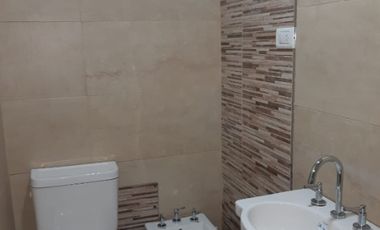 Departamento en alquiler en Isidro Casanova
