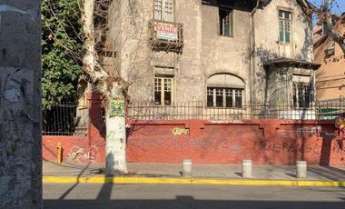 Ernesto Pinto Lagarrigue/Dominica - Local Comercial - Venta