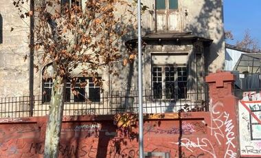 Ernesto Pinto Lagarrigue/Dominica - Local Comercial - Venta