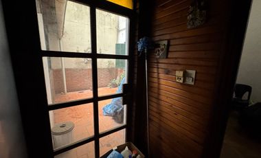 VENTA PH 5 AMBIENTES PATIO LAVADERO BARRACAS