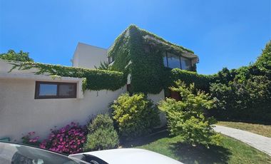 Casa en Venta en Santa Elena de Chicureo