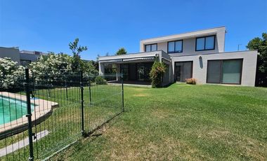 Casa en Venta en Santa Elena de Chicureo