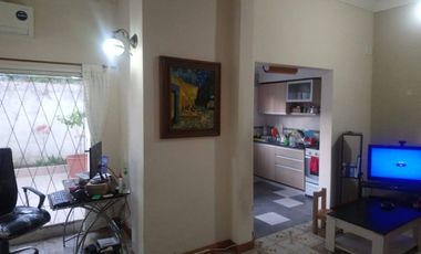 PH 3 AMBIENTES EN VENTA SANTOS LUGARES CON COCHERA