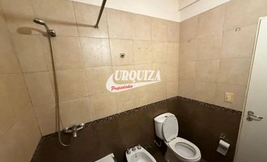 Departamento 3 ambientes en alquiler c/ cochera doble en Villa Luzuriaga