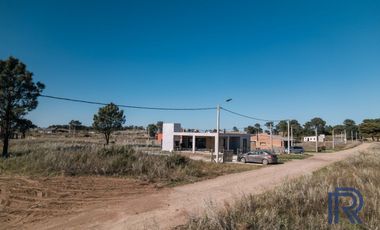Casa en venta c/ cochera en Balneario Pehuen Co