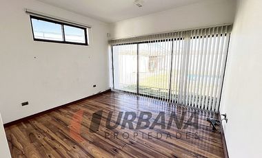 OPORTUNIDAD ! EXCLUSIVA CASA EN LA CIUDAD DE ANDACOLLO