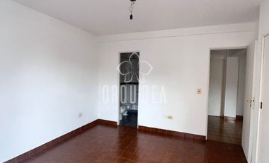 Departamento en alquiler c/ cochera en Centro