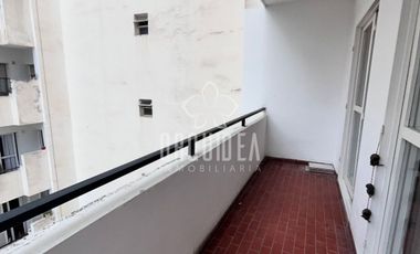 Departamento en alquiler c/ cochera en Centro