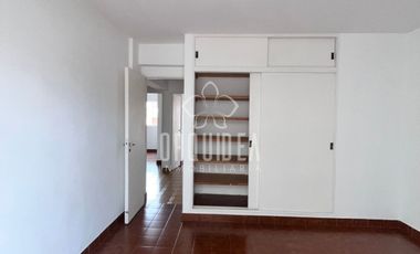 Departamento en alquiler c/ cochera en Centro