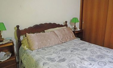 Venta casa Santa elena a media cuadra del mar 5amb