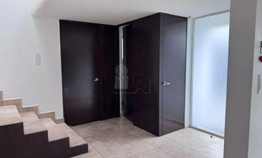 Casa sola en renta en Insurgentes Cuicuilco, Coyoacán, Ciudad de México