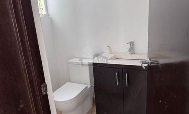 Casa sola en renta en Insurgentes Cuicuilco, Coyoacán, Ciudad de México