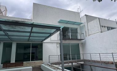 Casa sola en renta en Insurgentes Cuicuilco, Coyoacán, Ciudad de México