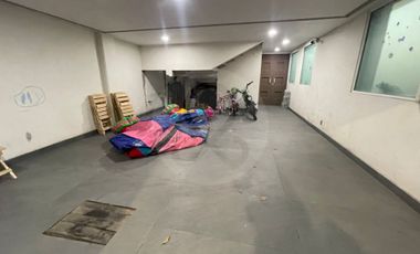 Edificio en venta en Simón Bolívar