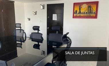 Oficina Consultorio con servicios y amueblado en Tabacalera