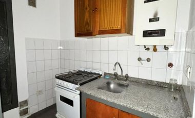 DEPTO - CENTRO - FRENTE A PASEO SOBREMONTE