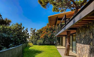 Valle de Bravo espectacular casa en venta y renta