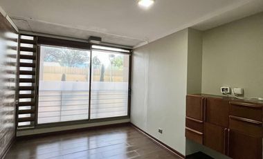 AMPLIO DEPARTAMENTO EN ARRIENDO
