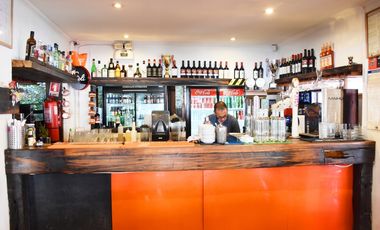 Derecho de llaves La Reina restaurante Alcoholes