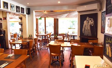 Derecho de llaves La Reina restaurante Alcoholes