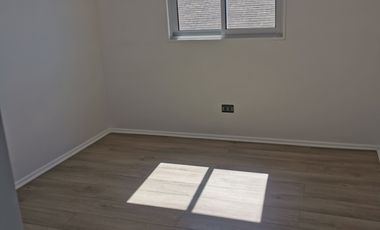 VENTA HERMOSA Y AMPLIA CASA 2 PISOS