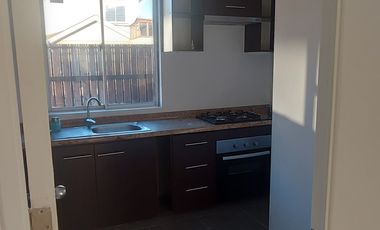 VENTA HERMOSA Y AMPLIA CASA 2 PISOS