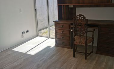 VENTA HERMOSA Y AMPLIA CASA 2 PISOS