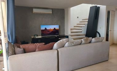 Hermosa Villa con vista, acceso independiente!