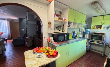 VENTA DE CASA ESQUINA, EN QUILICURA SECTOR ORIENTE