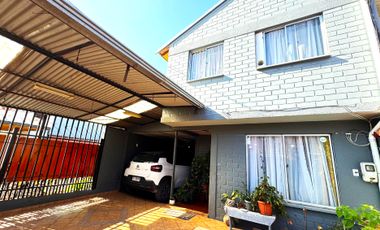 VENTA DE CASA ESQUINA, EN QUILICURA SECTOR ORIENTE