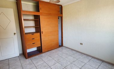 EN VENTA BARRIO CERRADO CERCA PLAZA   VICTORIA