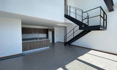 Departamento duplex en renta en ID Vertical Satélite