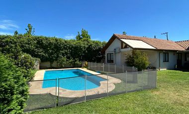 Oportunidad !! Arriendo Moderna casa chilena en El Polo de Machali