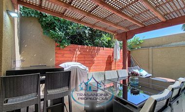 ARRIENDO HERMOSA CASA EN  CONDOMINIO-  LA REINA - SANTIAGO