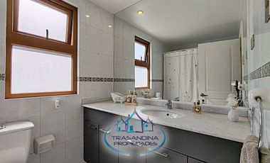 ARRIENDO HERMOSA CASA EN  CONDOMINIO-  LA REINA - SANTIAGO