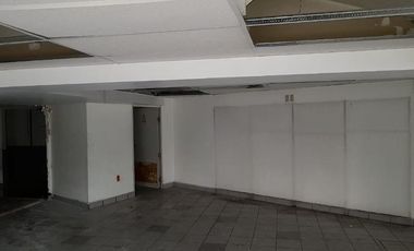 LOCAL EN RENTA EN SANTA MONICA