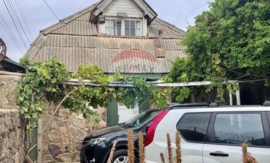 ESPECTACULAR CASA EN VENTA CON VISTA AL MAR